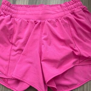 Lululemon hottie hot low rise athletic shorts
